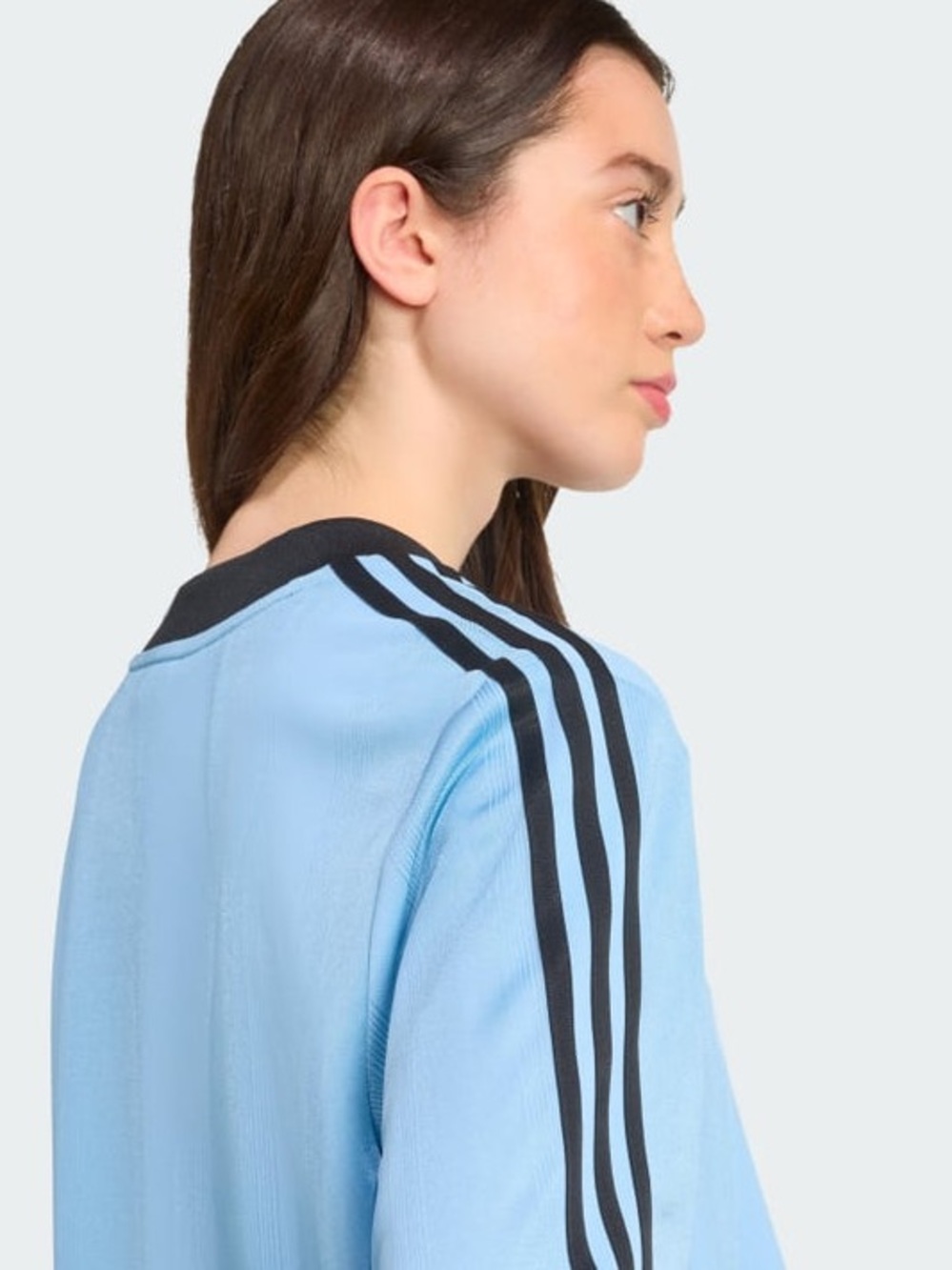 Adicolor Long Sleeve Tee - 2000s Soccer Inspired ✨-NWT[·SOLD OUT EVERYWHERE·] - Picture 7 of 9